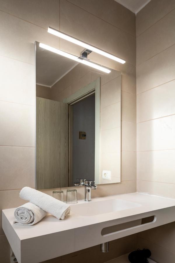 Apartamentos El Moro سان أنطونيو المظهر الخارجي الصورة
