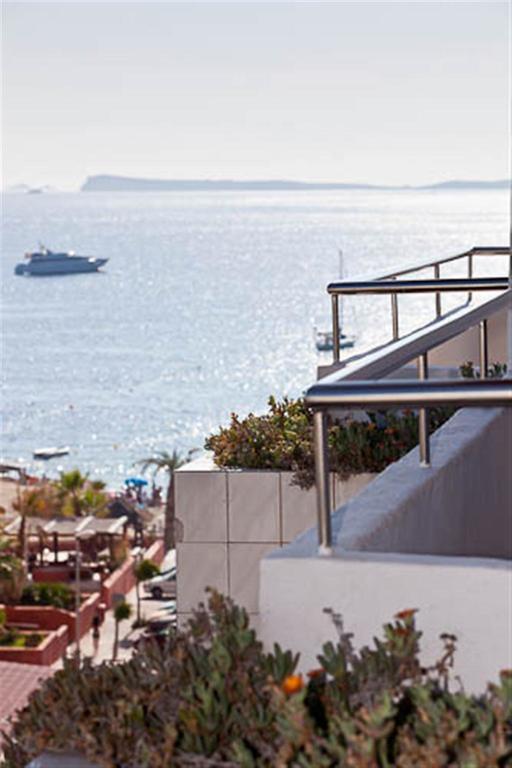 Apartamentos El Moro سان أنطونيو الغرفة الصورة