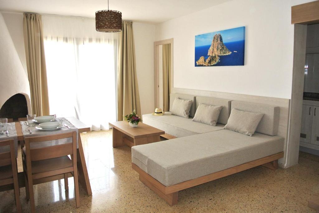 Apartamentos El Moro سان أنطونيو المظهر الخارجي الصورة